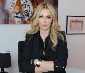 ROBERTA BRUZZONE - ARTESPETTACOLO